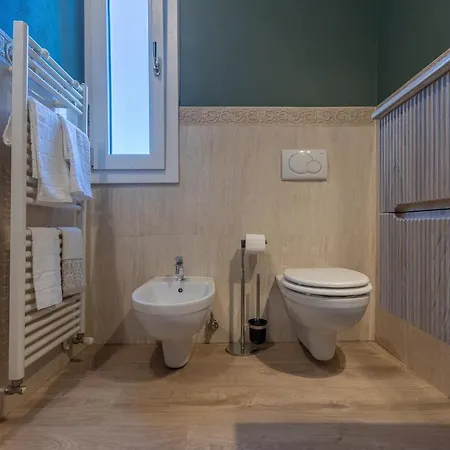 Guesthost - Giardini Margherita Pretty Bologna